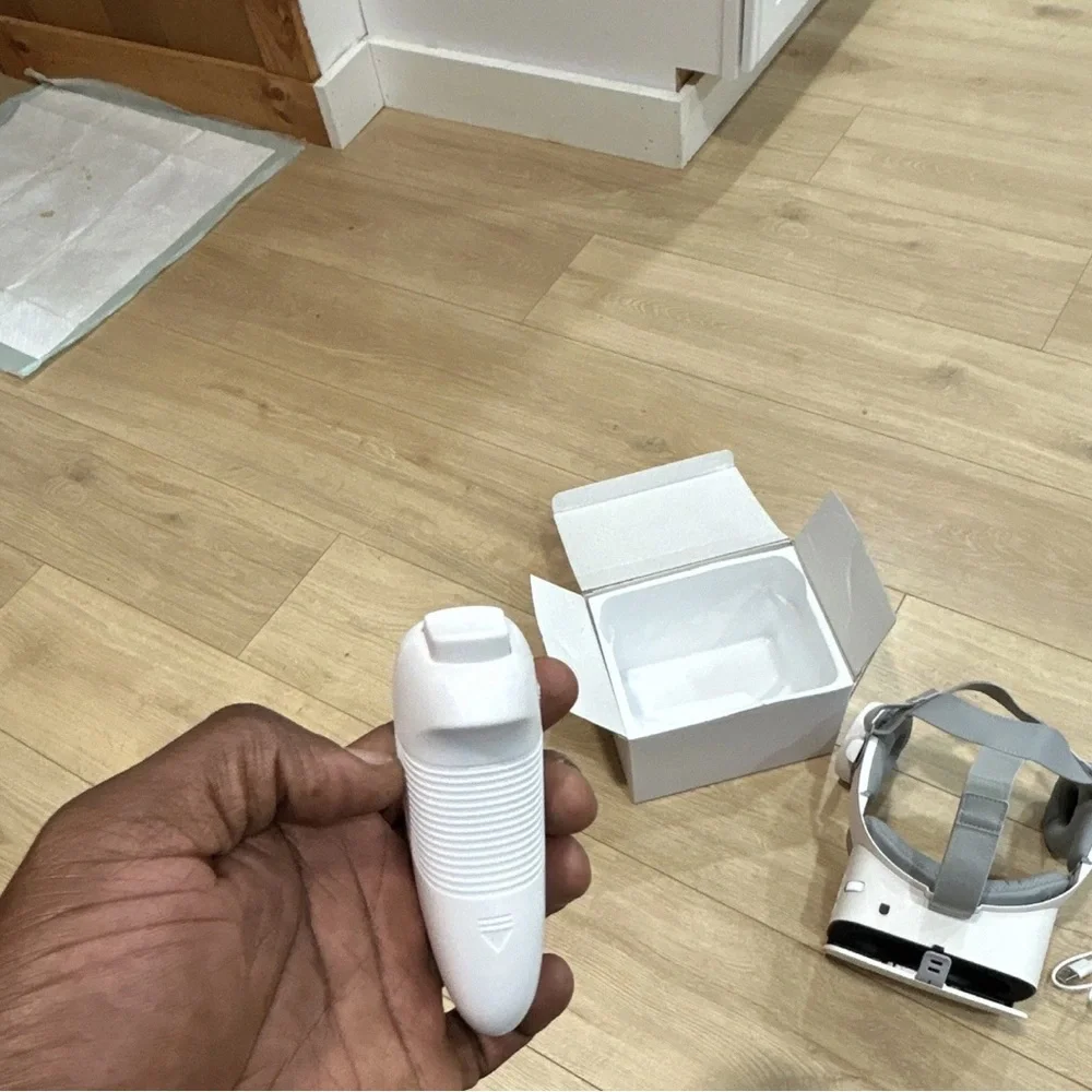 Z6 White Foldable Wireless VR Headset